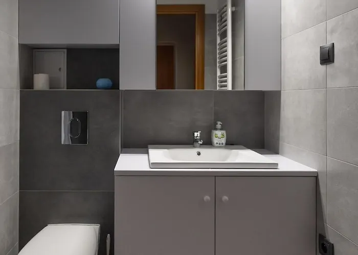 Elma * فروتسواف